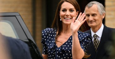 Куда пропала Кейт Миддлтон? Фанаты предполагают, что во дворце скрывают ее исчезновение