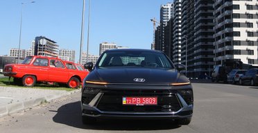 Семейный звездолет: тест-драйв новой Hyundai Sonata