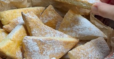 Сирні коржики: рецепт дуже простої випічки