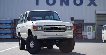 Новая жизнь классики: раритетный Toyota Land Cruiser превратили в электрокар (фото)