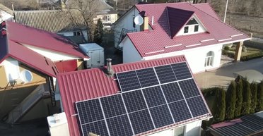 Солнечные электростанции в кредит: сколько стоят и насколько выгодно их ставить дома