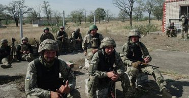 Заклинило автомат: боец ВСУ во время рукопашного боя взял в плен оккупанта