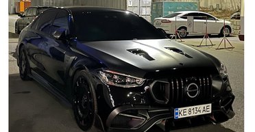 В Украине появился самый быстрый Mercedes S-Class в истории (фото)