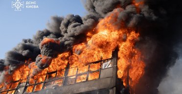 Київ атакували 200 "Шахедів" і 14 ракет: наслідки у районах і реакція Зеленського (фото)