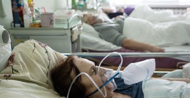 Моральное дно. Почему недопустимы разговоры о неоказании помощи невакцинированным