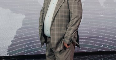 Звинувачували в замаху на вбивство: ведучий "Миколиної погоди" зізнався, що був у вʼязниці (відео)