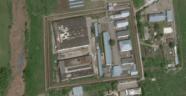 Чтение русской классики, гимн России и пытки. Как содержат украинцев в тюрьмах РФ