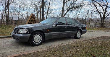 Ідеальний "Кабан": в Україні виявлено Mercedes S-Class 90-х у чудовому стані (фото)