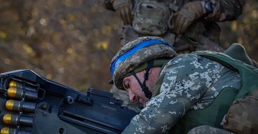 "Символ огневой поддержки": украинские десантники показали работу с гранатометом МК-19 (фото)