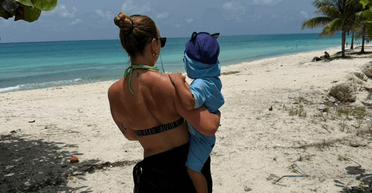 Дім на хвилях: жінка розповіла, як живе з немовлям на круїзному лайнері (відео)