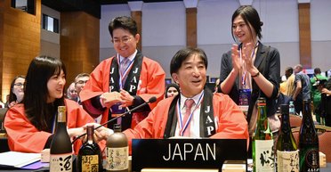 Традиция производства саке в Японии включена в список наследия ЮНЕСКО: как правильно его пить