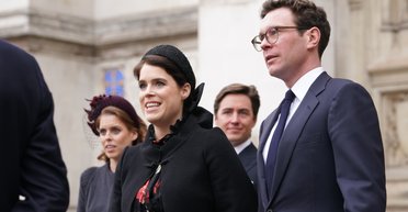 Принцеса Євгенія продемонструвала стильний весняний образ (фото)