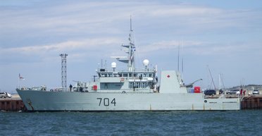 Канадські субмарини Shawinigan і Charlottetown стежать за підводним човном РФ (фото)
