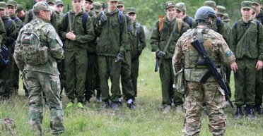 Боятся мобилизации: РФ использует в штурмовых подразделениях курсантов и срочников, — Братчук