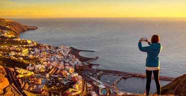 Прихована перлина: на "найкрасивішому" острові цілий рік світить сонце і майже немає туристів