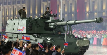 Военный парад в КНДР: что может закупить Россия вслед за "Коксанами" и РСЗО М1991 (фото)