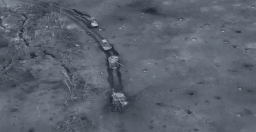 Россияне бежали в ужасе: ВСУ разгромили бронеколонну на Купянском направлении (видео)