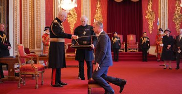 Крістофер Нолан став лицарем (фото)