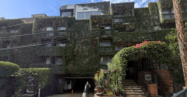 У "найгіршому" готелі жартують над незадоволеними гостями, залучаючи так нових клієнтів