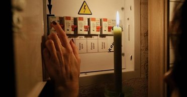 Понад дві тисячі гривень за світло: скільки платитимуть українці за повторне підключення