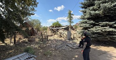 ЗС РФ вдарили по Костянтинівці зі "Смерчів": ракети запустили по ринку, є загиблі (фото)