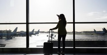 Дівчина подала в суд на свого колишнього хлопця за те, що він не відвіз її в аеропорт