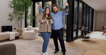 Початок нового життя: молодята отримали розкішний будинок за 5 млн фунтів стерлінгів (фото)