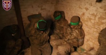 Десантники ЗСУ взяли в полон 11 російських військових, серед них громадянин Білорусі (відео)