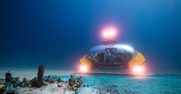 Схожа на НЛО: створено футуристичний підводний човен для круїзів у глибинах океану (відео)