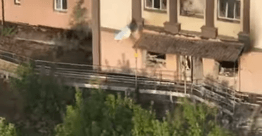 Бойцы ВСУ вернули украинский флаг в Нью-Йорке на Донбассе (видео)