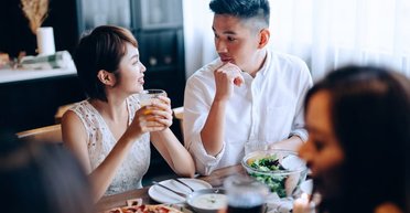 "Будто во сне": мужчина женился через 4 часа после знакомства и потерял все сбережения