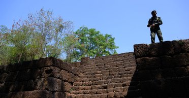 Назріває конфлікт: винищувачі F-16 Таїланду завдали ударів по військових об'єктах Камбоджі