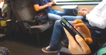 А поговорить? Как и зачем существуют чат-боты в мессенджерах