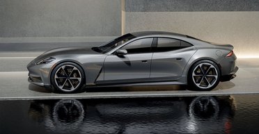 В США показали элегантный роскошный электромобиль высшего класса (фото)