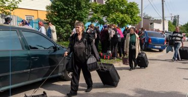 Ваучери та компенсація: як держава працевлаштовує переселенців
