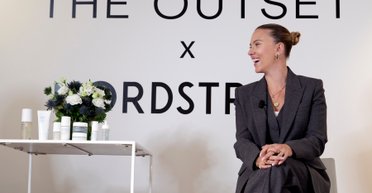 Скарлетт Йоганссон продемонструвала ідеальний діловий образ (фото)