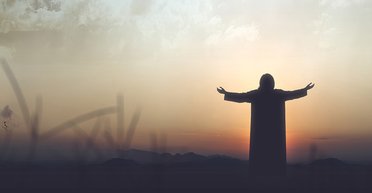 Проповідник, який "отримує сни від Бога", зробив гучне передбачення на 2025 рік (фото)