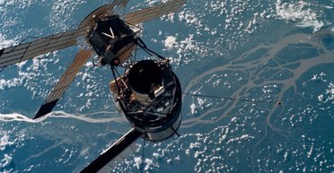 Невідомий голос із космосу: астронавт NASA розіграв Центр управління польотами (фото)