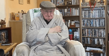 Пенсіонеру довелося "жити в холодильнику" через нову систему очищення повітря (фото)