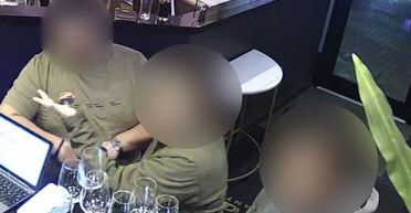 "Мы такого еще не видели": семья наелась в ресторане и ушла, отказавшись платить (фото)