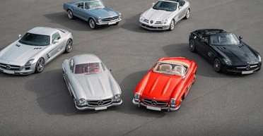 Серебряные звезды: на аукцион выставили легендарные Mercedes стоимостью $5 миллионов (фото)