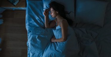 Даже холодной зимой: почему спать при включенном отоплении категорически не следует