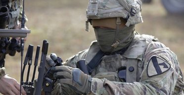 Військові США хочуть отримати ранці зі системами РЕБ: захищатимуть від дронів і шукатимуть цілі