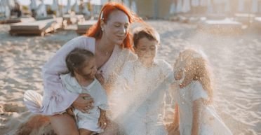 "Муж еще не знает": Светлана Тарабарова заговорила о четвертой беременности