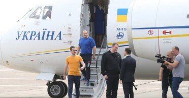 Путь к миру на Донбассе или ловушка. К чему приведет "большой обмен" Зеленского и Путина