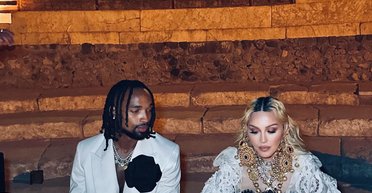 Друзі Мадонни побоюються за неї через новий роман із 28-річним футболістом