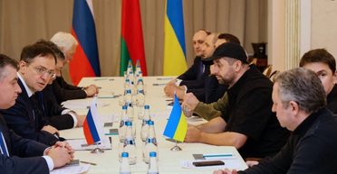 "Ситуация страшная": эксперт объяснил, почему РФ подняла вопрос мирных переговоров (видео)