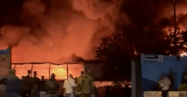 Россия атаковала Одессу ракетами: попали по отделению "Новой почты", детали (фото, видео)