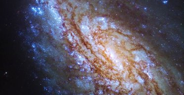 Дивовижний знімок телескопа Габбл: спіральна галактика з особливим секретом (фото)