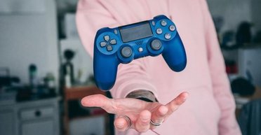 Не годится для игр: эксперты раскритиковали российский аналог PlayStation